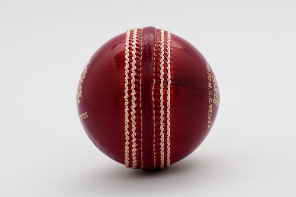 Willow Woods Cricket Junior Test Ball Special
