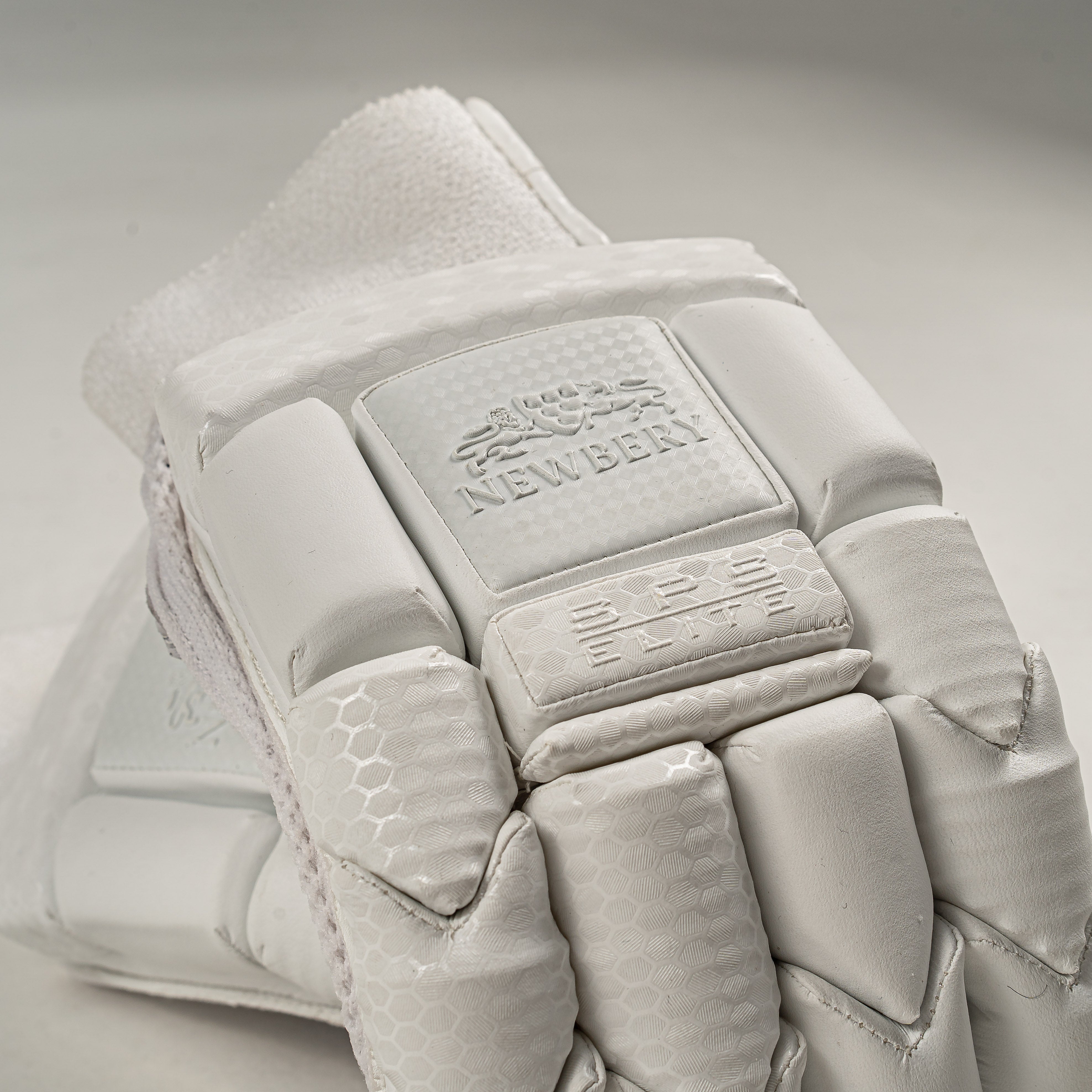Newbery SPS Gloves