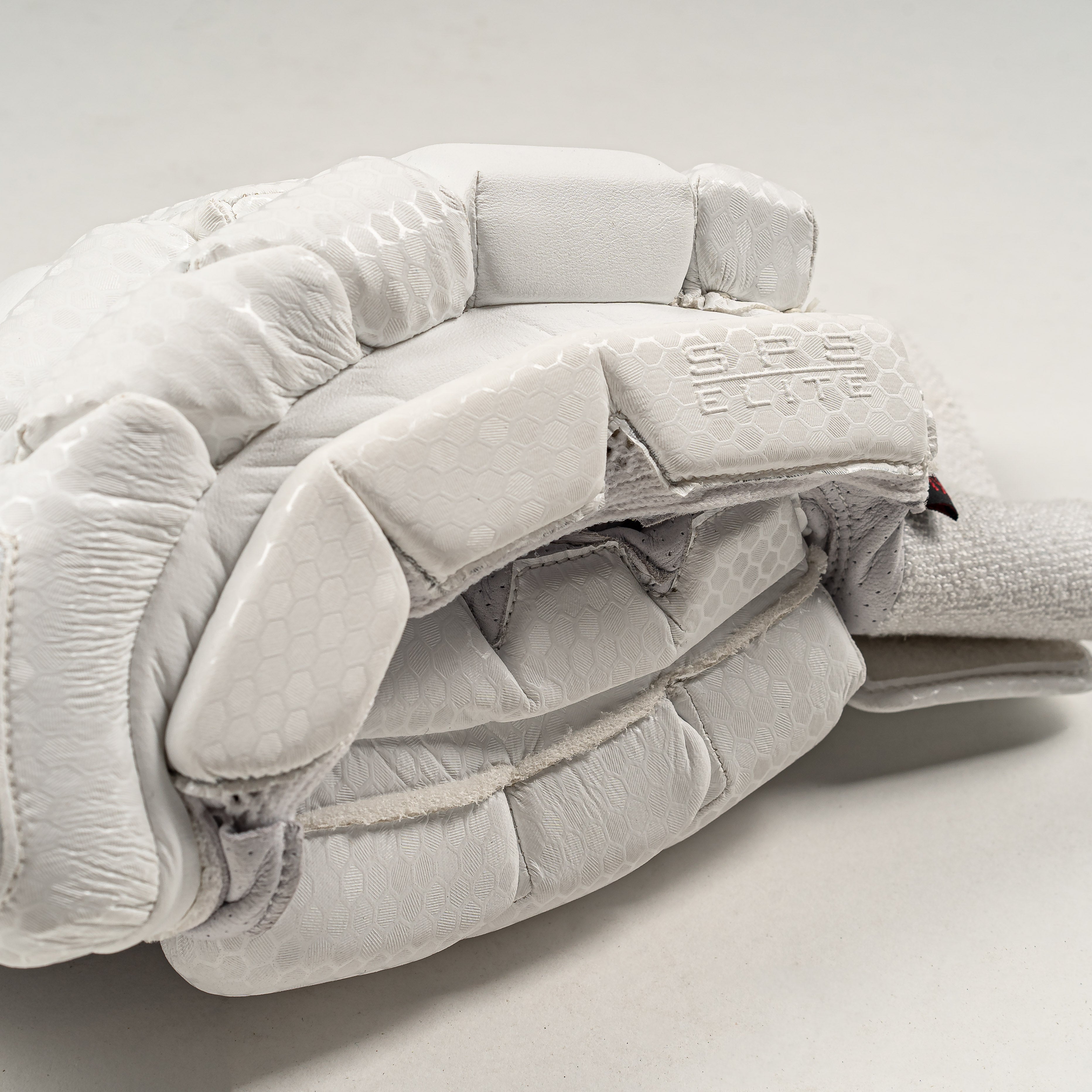 Newbery SPS Gloves