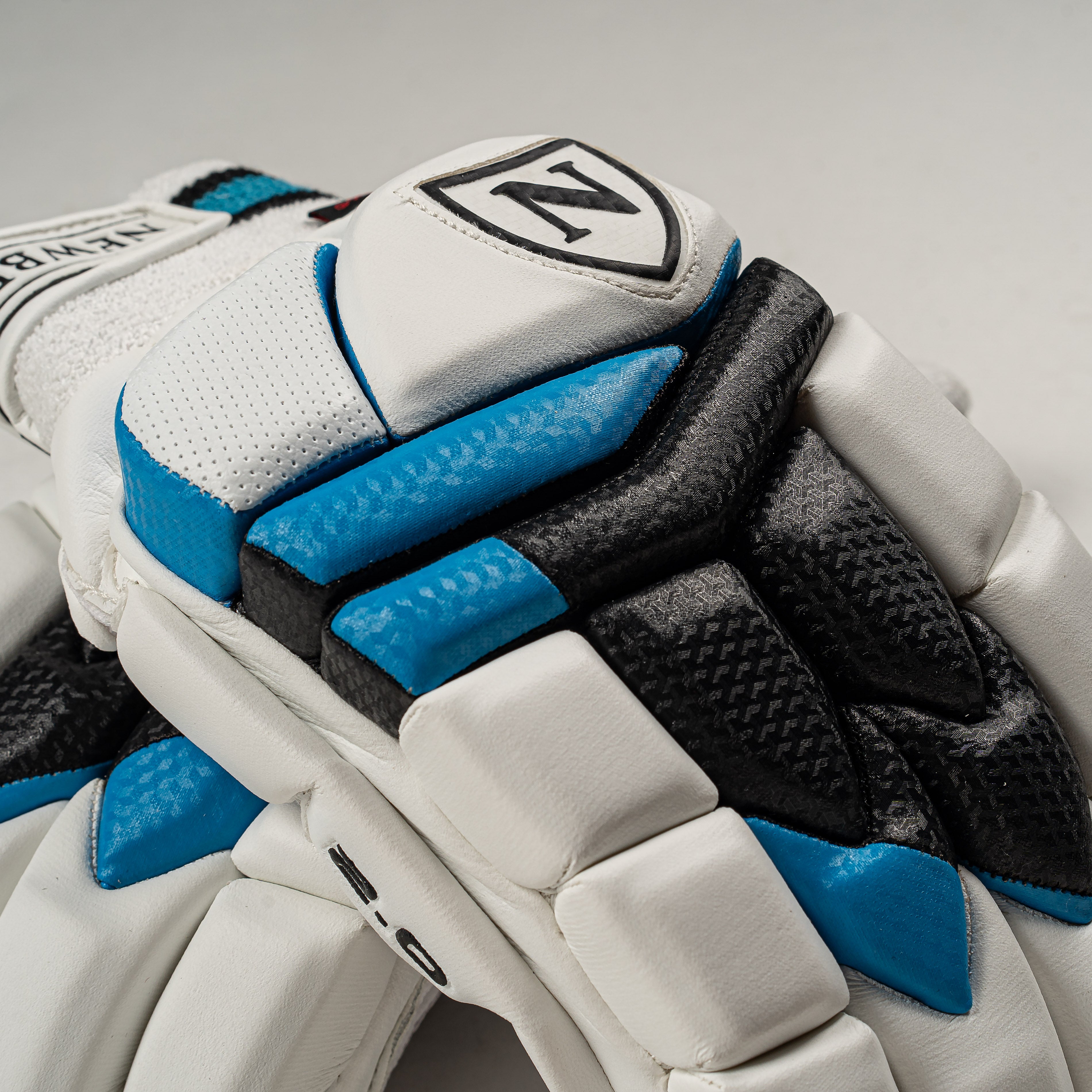 Newbery 2.0 Gloves