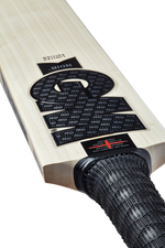 Load image into Gallery viewer, GM Noir English Willow Bat
