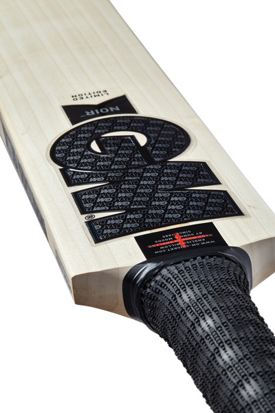 GM Noir English Willow Bat