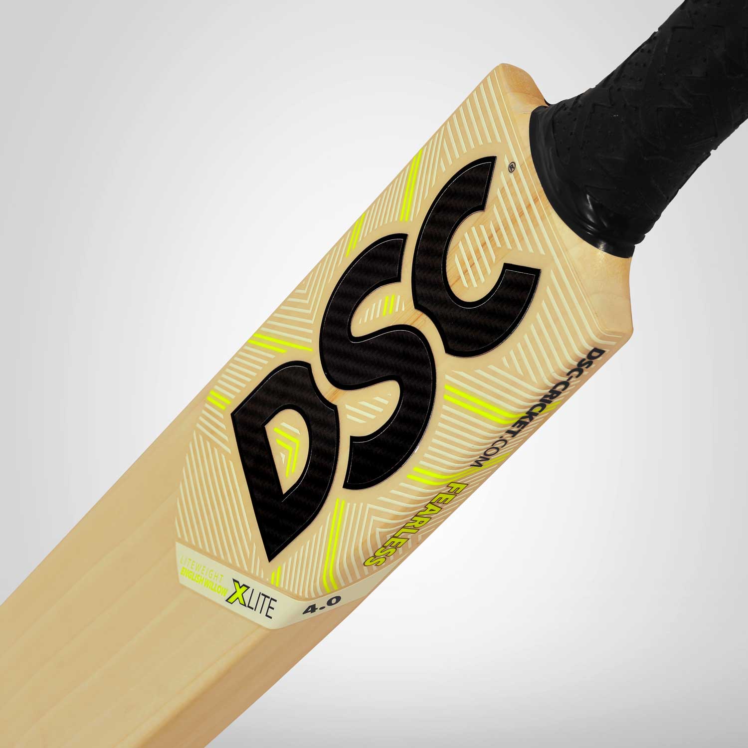 DSC Cricket Bat Xlite 4.0